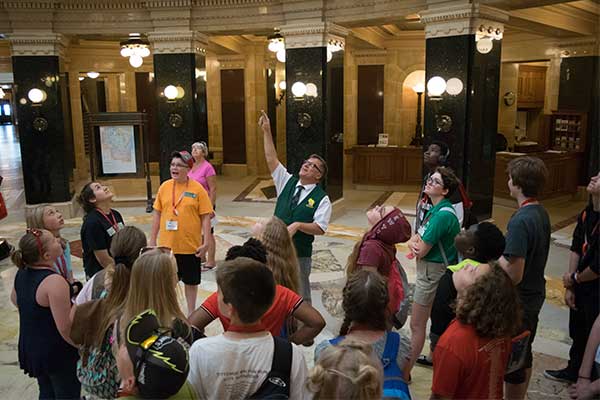 4-H youth on a tour of the state capitol