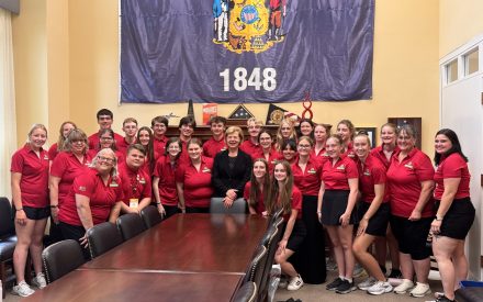 4-H Youth Meet U.S. Senator and Staff During Citizenship Washington Focus